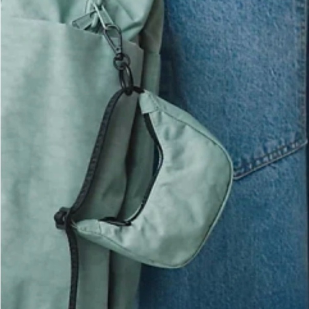 NWT BAGGU Seafoam charm - Picture 4 of 4